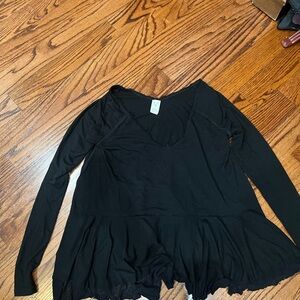 We The Free Black Long Sleeve Top with thumb holes